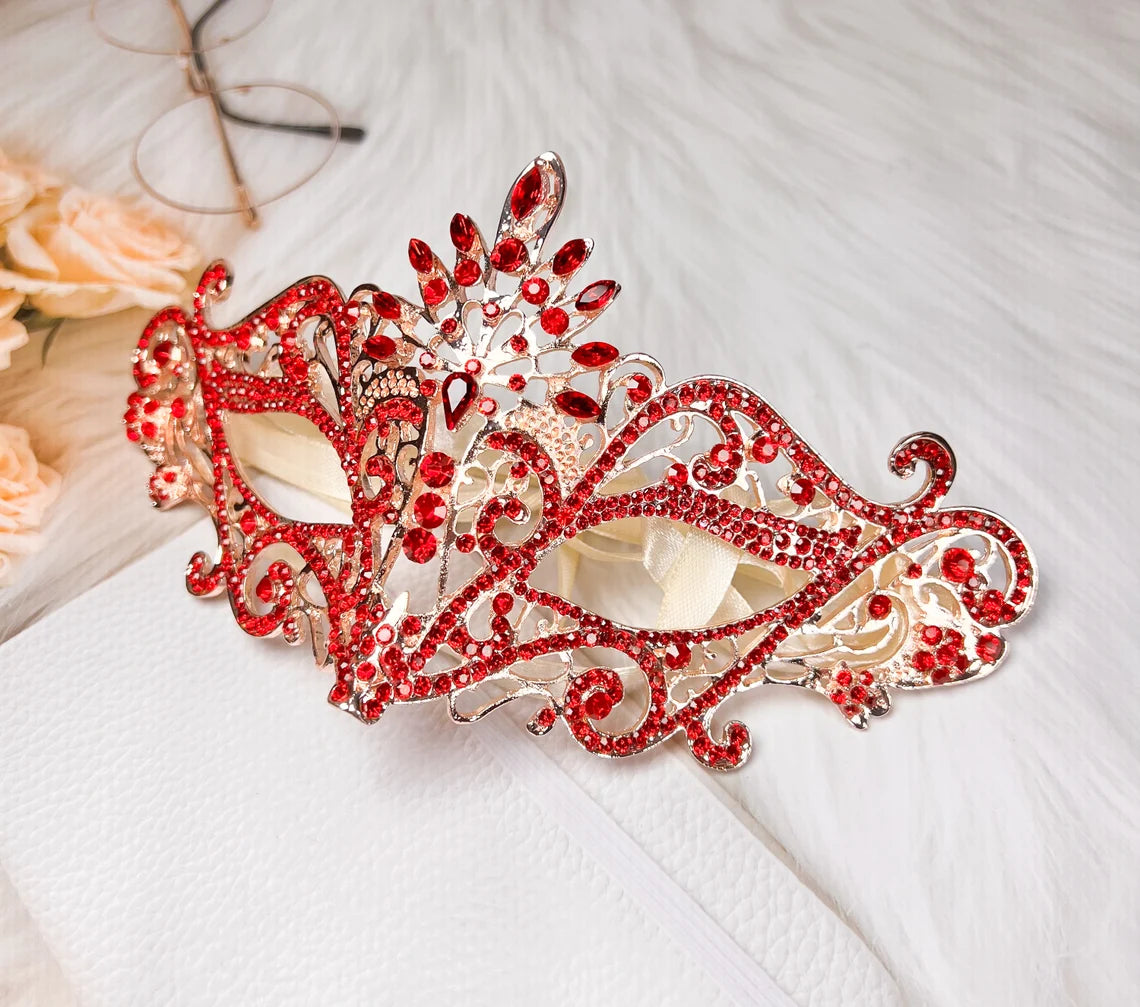 Masquerade Mask Luxury Crystal, Rhinestone Eye Red Mask